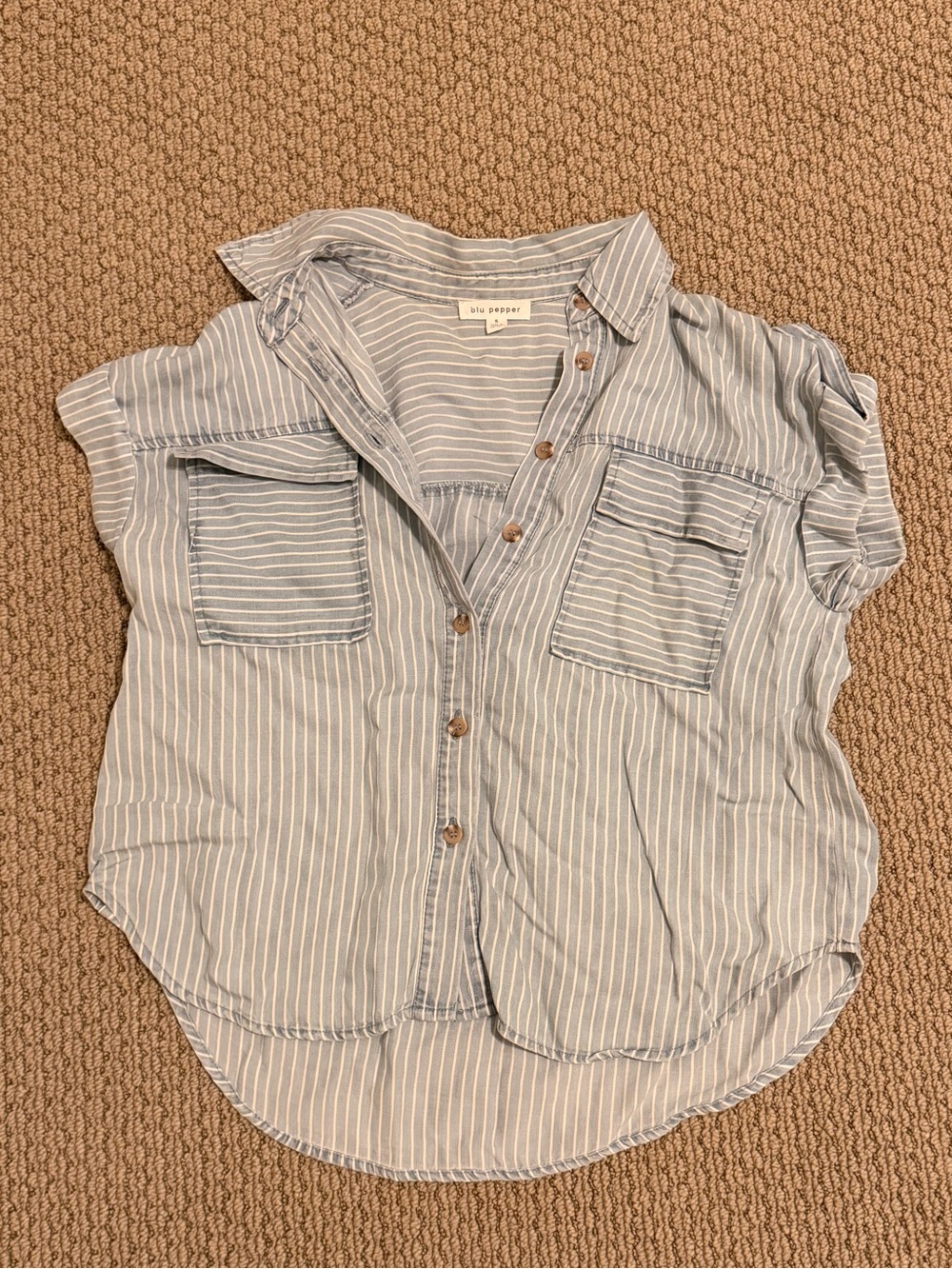 Blu Pepper Light Blue Striped Ruffle Sleeve Button-Down Shirt Size S - Picture 4 of 4